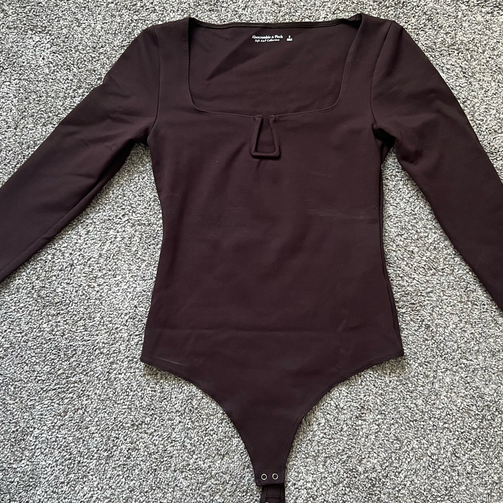 Abercrombie & Fitch long sleeve brown bodysuit